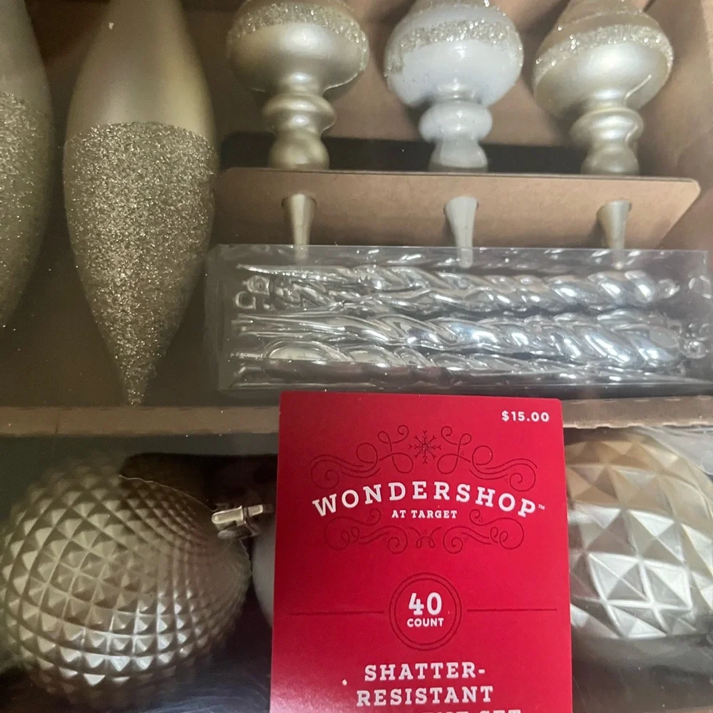 Wondershop ornament set of 40 pieces